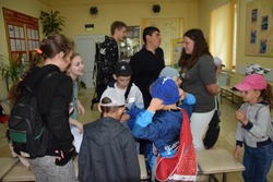 Развлекательная программа «Весёлые нотки» прошла в ЦКР села Сергиевка губкинской территории