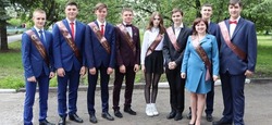 Последний звонок прозвенел для выпускников школы села Истобное губкинской территории 