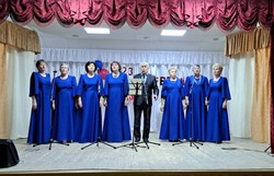 Культработники села Сапрыкино губкинской территории провели концерт «Защитников Родины, славим!»