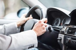 Белгородцы смогут получить электронное водительское удостоверение 
