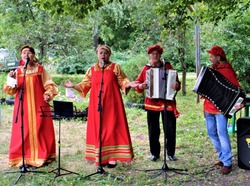 Жители села Уколово губкинской территории отметили праздник улицы Берёзовой 