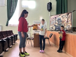 Юные жители села Мелавое приняли участие в турнире по шашкам «Чёрное и белое»