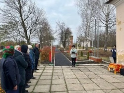 Жители и гости села Богословка приняли участие в торжественном открытии нового парка 