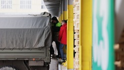 Машины с гуманитарным грузом для мирного населения Украины выехали сегодня из Белгородской области