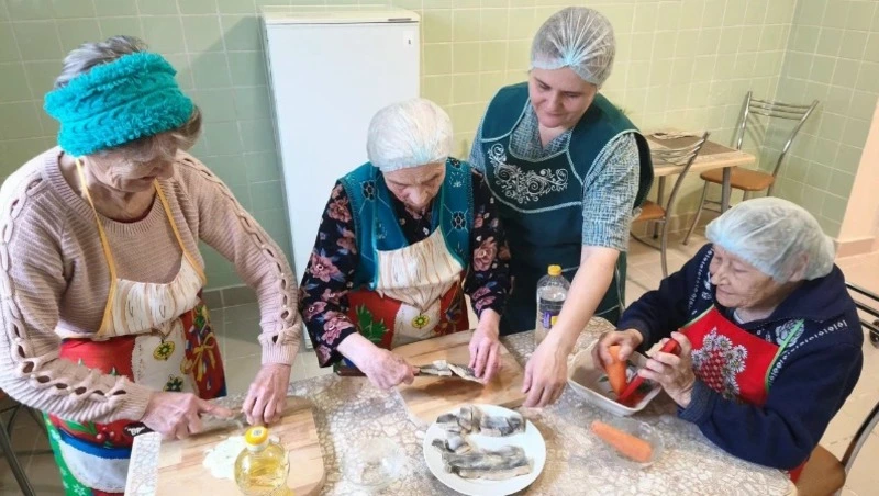 Жители Скороднянского дома-интерната устроили настоящий праздник общения и единства