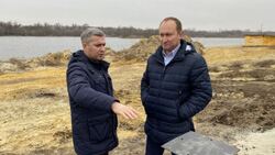Михаил Лобазнов посетил строительные площадки Губкина