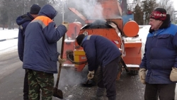 Губкинские власти начали ямочный ремонт автодорог