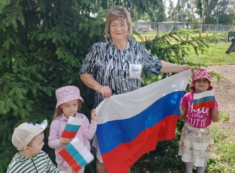 Патриотическая акция «Россия в сердце навсегда» прошла в селе Никаноровка губкинской территории