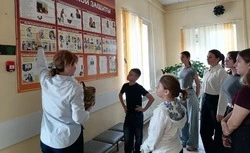 Сотрудники ЦКР села Сергиевка напомнили об опасности терроризма и экстремизма 