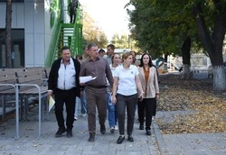 Министр строительства области Оксана Козлитина посетила Губкинский городской округ 