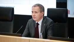Вячеслав Гладков обратился к белгородцам в Международный день семей