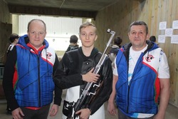 Губкинец Александр Туренко завоевал золотую медаль на Первенстве России по пулевой стрельбе