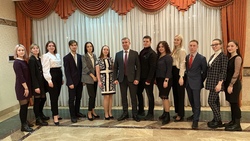 Глава администрации Губкинского горокруга встретился с членами молодежного правительства