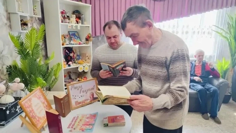 Специалисты Скороднянской земской библиотеки провели творческий вечер «Литературные чтения»