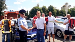 Службы такси Губкина приобрели детские удерживающие устройства