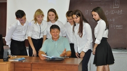 Руководитель гимназической семьи. Сергей Вольваков награждён в конкурсе «Директор школы»