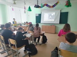Юные жители села Вислая Дубрава губкинской территории узнали об истории блокады Ленинграда. 