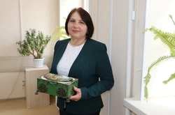 Открывает мир декупажа   