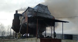  Пожар в автомобиле «КамАЗ» произошёл в Губкинском городском округе