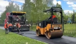 Капитальный ремонт дороги на улице Воинов-Интернационалистов продолжился в Губкине 