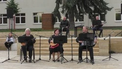 Концерт троицкого ансамбля народных инструментов «Русская мозаика» прошёл в Губкине
