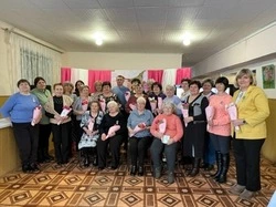 Троицкие женщины из волонтёрского движения «Лучик добра» удостоены медалей