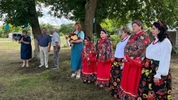 Жители села Осколец собрались на праздник улицы Полевой