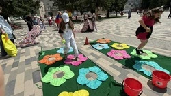 Творческие специалисты ЦКР посёлка Троицкий организовали яркое и весёлое мероприятие