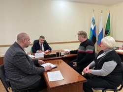Михаил Лобазнов провёл очередной приём губкинцев по личным вопросам