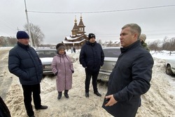 Михаил Лобазнов рассказал о расчистке от снега территорий мкр. Лебеди