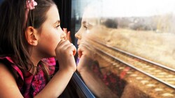 Губкинские дети смогут ездить на поезде по стране за полцены