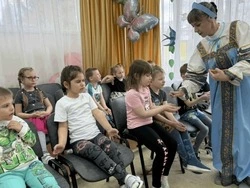 Культработники Троицкого ЦКР организовали с детсадовцами православный час 
