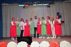 Концертная программа «Венец всех ценностей – семья» прошла в Сергиевском ЦКР губкинской территории 