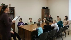 Сотрудники Богословского ДК провели час истории «И помнить страшно и забыть нельзя»