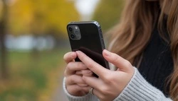 Губкинская прокуратура обвинила местную жительницу в краже мобильного телефона у знакомого 