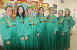 Артисты Сергиевского ансамбля «Горлица» продолжили радовать губкинцев своим творчеством 