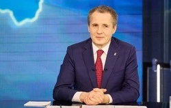 Губернатор поздравил сотрудников и ветеранов МЧС региона с профессиональным праздником