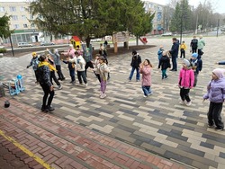 Спортивная эстафета «Весне физкульт-ура!»прошла в посёлке Троицкий губкинской территории