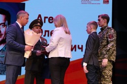 Губкинцы торжественно открыли Год защитника Отечества