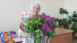 Жительница села Бобровы Дворы Валентина Прутовых отметила 85-летний юбилей 