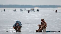 Губкинские спасатели напомнили о безопасном поведении на водоёмах зимой