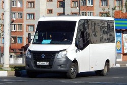 Сотрудники пассажирского транспорта продолжили свою работу в Губкинском горокруге 