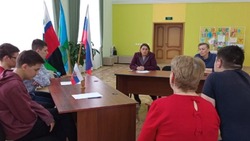 Информационный час «Местное самоуправление в РФ» прошёл в Истобнянском ЦКР 