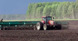 Посевные работы завершились в Губкинском городском округе 
