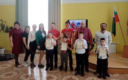 Игровая программа «Мой папа и я - спортивная семья!» прошла в ЦКР села Истобное 