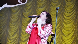 Певица Тамара Гвердцители выступила в Губкине
