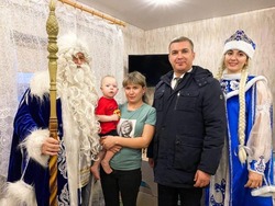 Михаил Лобазнов посетил семью мобилизованного губкинца 