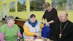 Истобнянские библиотекари губкинской территории провели посиделки «Раз в крещенский вечерок»