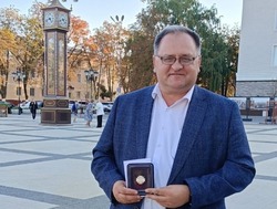 Игорь Ковалёв продолжил обучать школьников села Сергиевка губкинской территории 