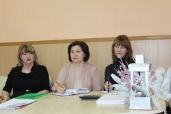 Заседание комиссии по вопросам заключения с населением социальных контрактов прошло в Губкине 